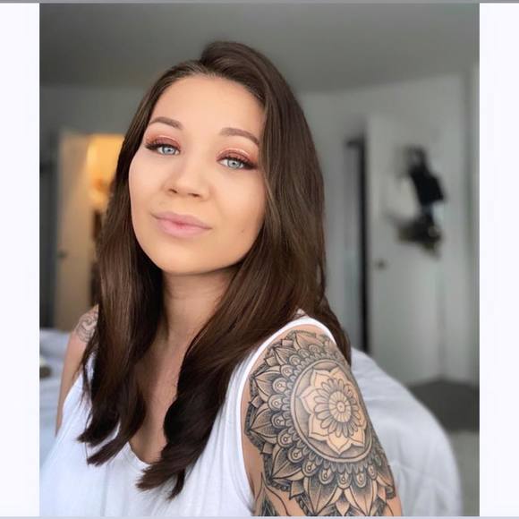 arielleekw